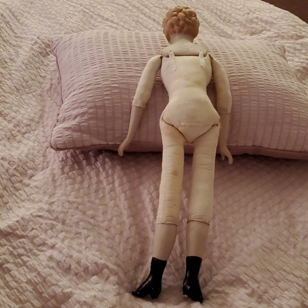 Doll - Picture 2 of 7